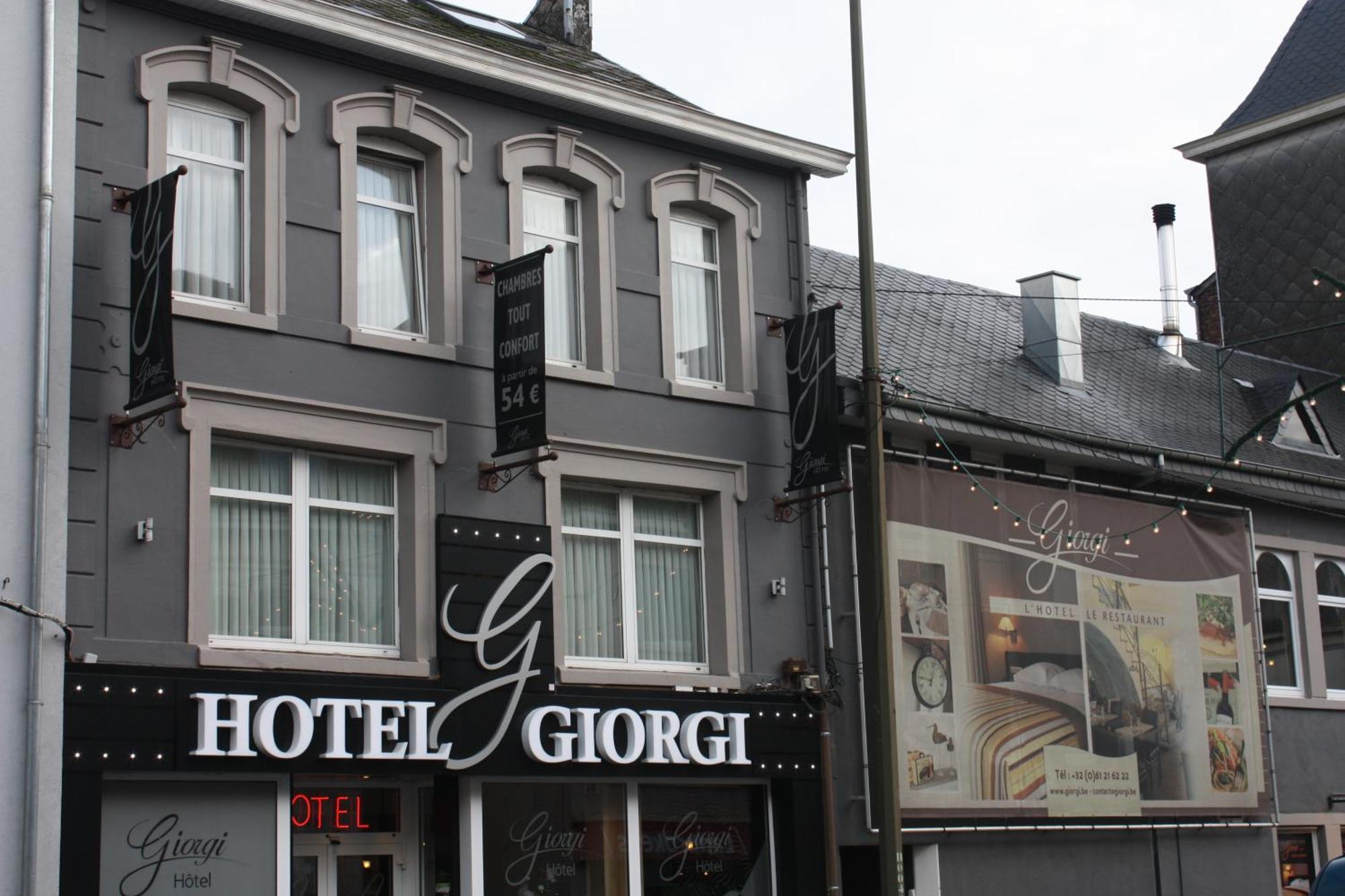 Hotel Giorgi Et Logements Insolites-Jacuzzi Prive باستونيا المظهر الخارجي الصورة
